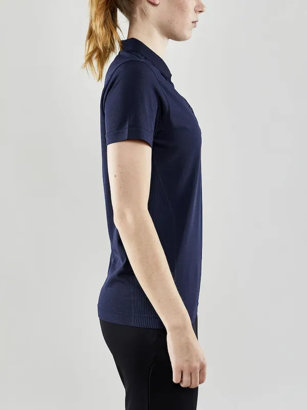 1910385-390000_ADV Seamless Polo Shirt W_Closeup2.jpg
